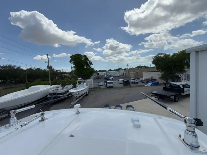 Slide: The Image of Boston Whaler 350 Outrage 2016 - 13