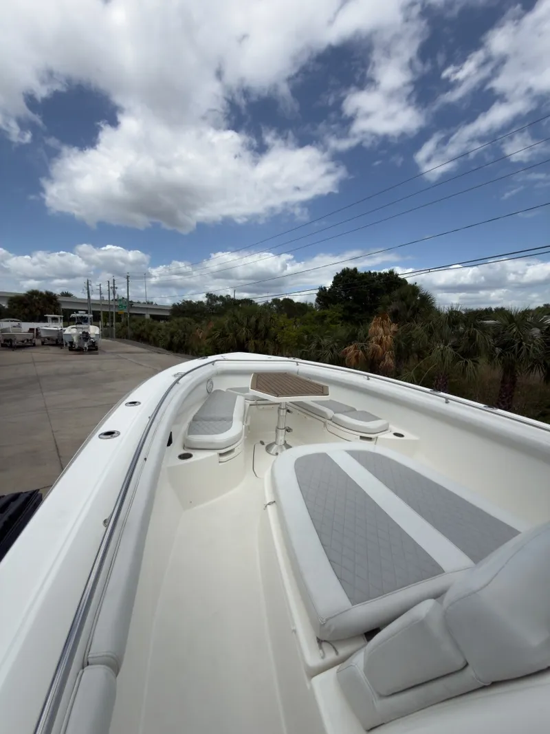 Slide: The Image of Boston Whaler 350 Outrage 2016 - 28