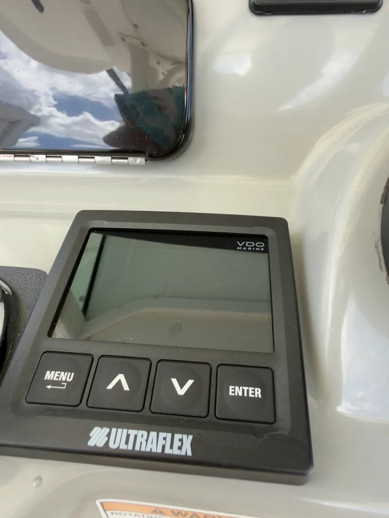 Slide: The Image of Boston Whaler 350 Outrage 2016 - 40