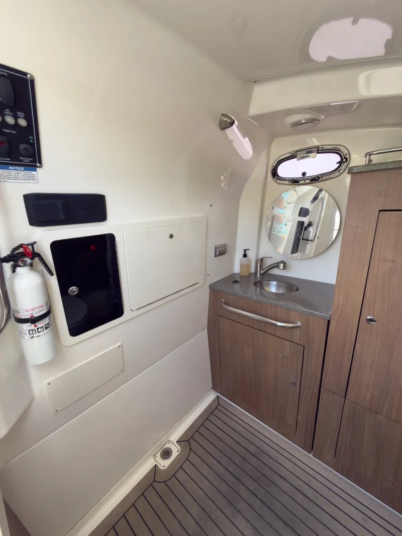 Slide: The Image of Boston Whaler 350 Outrage 2016 - 56