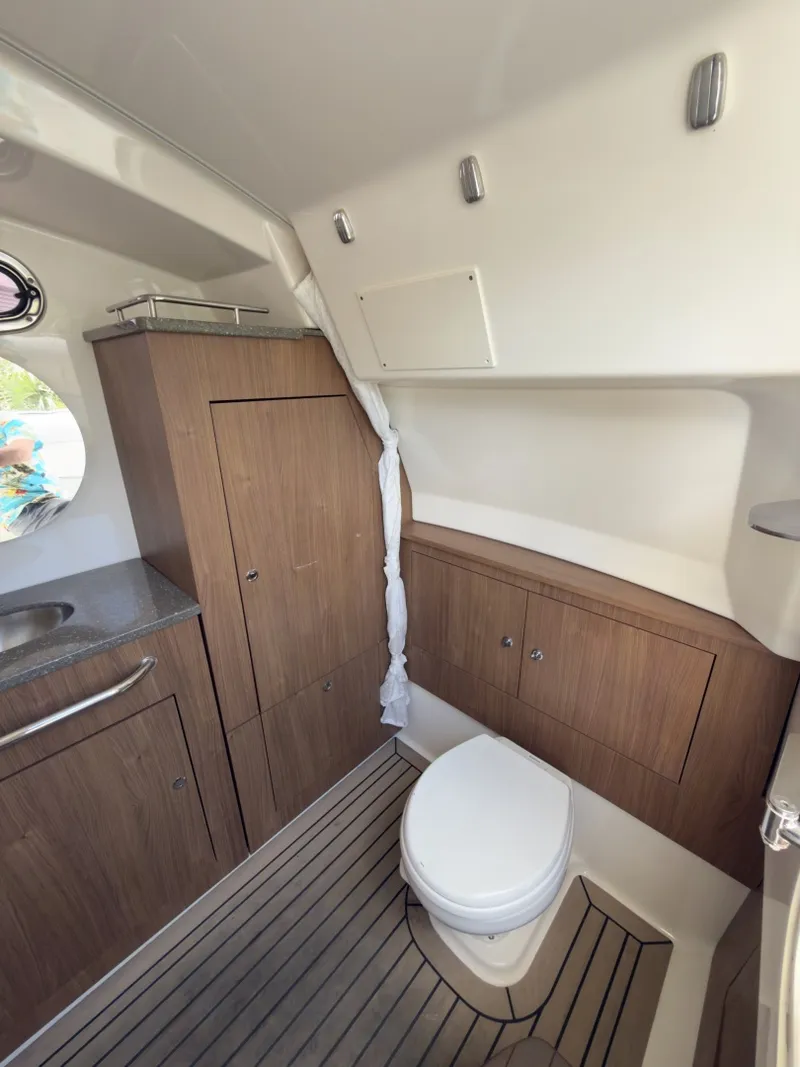 Slide: The Image of Boston Whaler 350 Outrage 2016 - 57