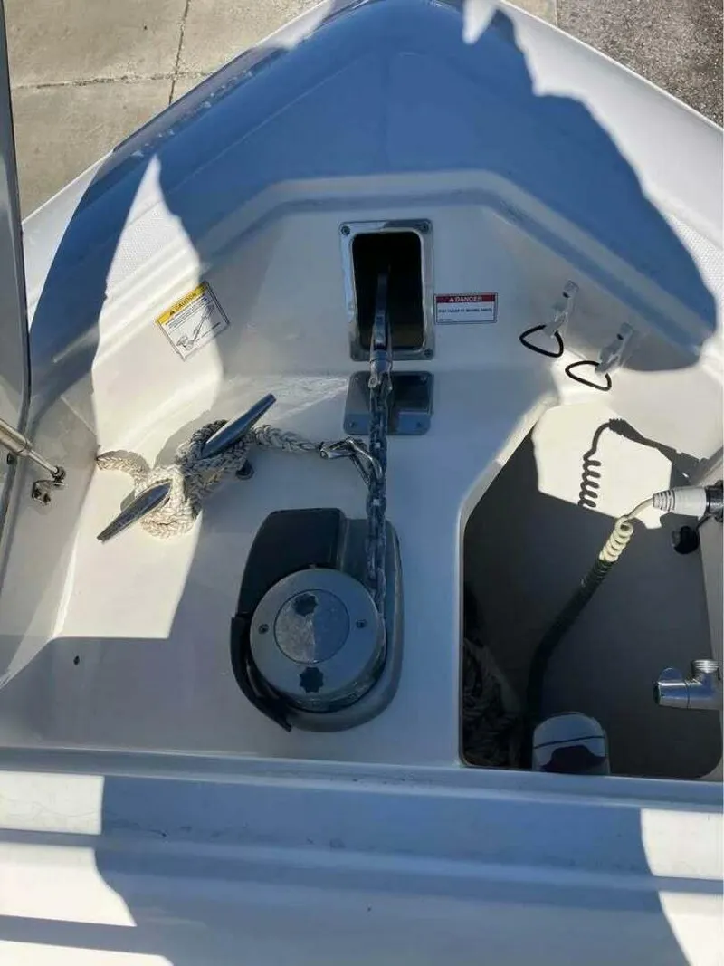 Slide: The Image of Boston Whaler 350 Outrage 2016 - 6