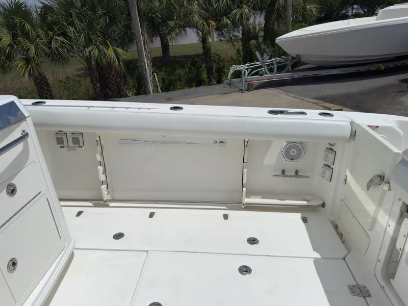 Slide: The Image of Boston Whaler 350 Outrage 2016 - 72