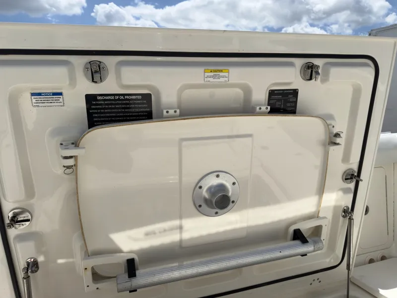 Slide: The Image of Boston Whaler 350 Outrage 2016 - 80