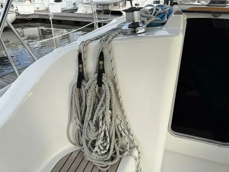 Slide: The Image of Beneteau 1998 - 6