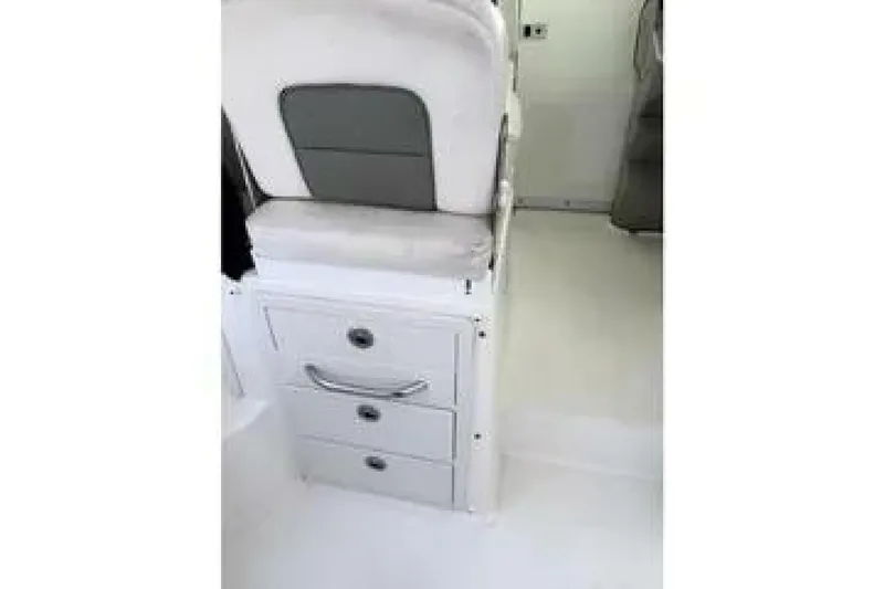 Slide: The Image of Boston Whaler 285 Conquest 2014 - 13