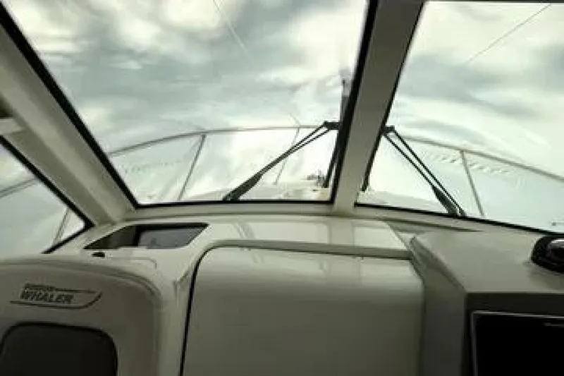 Slide: The Image of Boston Whaler 285 Conquest 2014 - 4