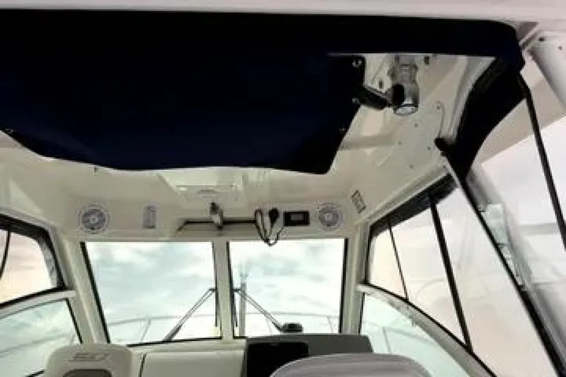 Slide: The Image of Boston Whaler 285 Conquest 2014 - 9