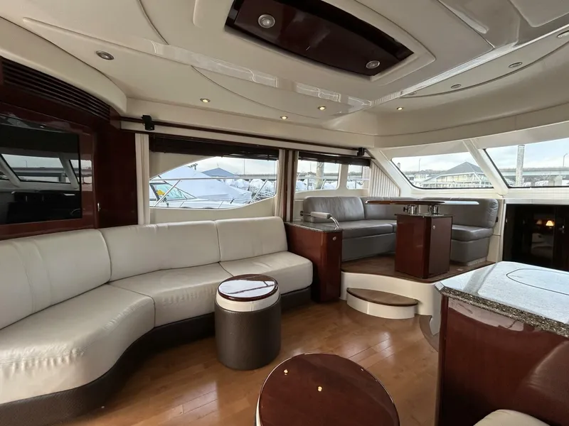Slide: The Image of Sea Ray 52 Sedan Bridge 2008 - 16