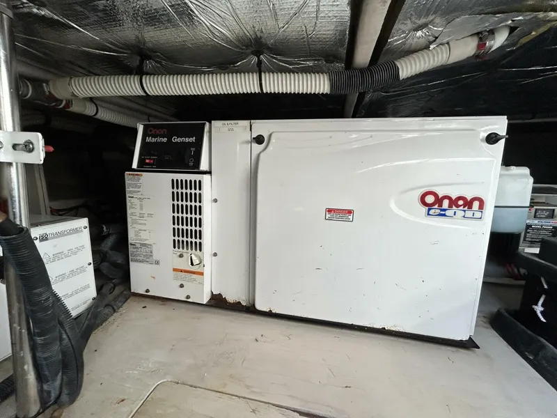 Slide: The Image of Sea Ray 52 Sedan Bridge 2008 - 29