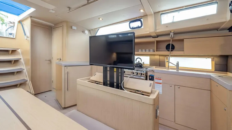 Slide: The Image of Beneteau 46.1 2020 - 31