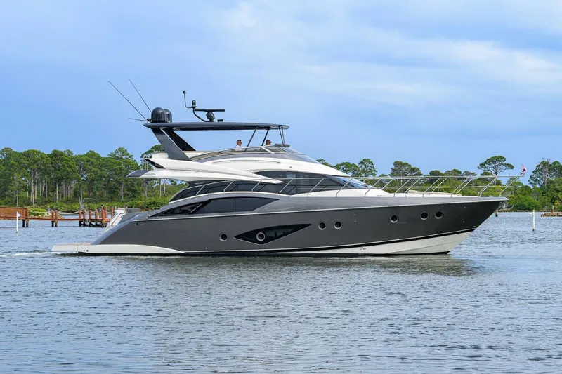 The Image of Marquis 660 Sport Yacht 2016 - 0