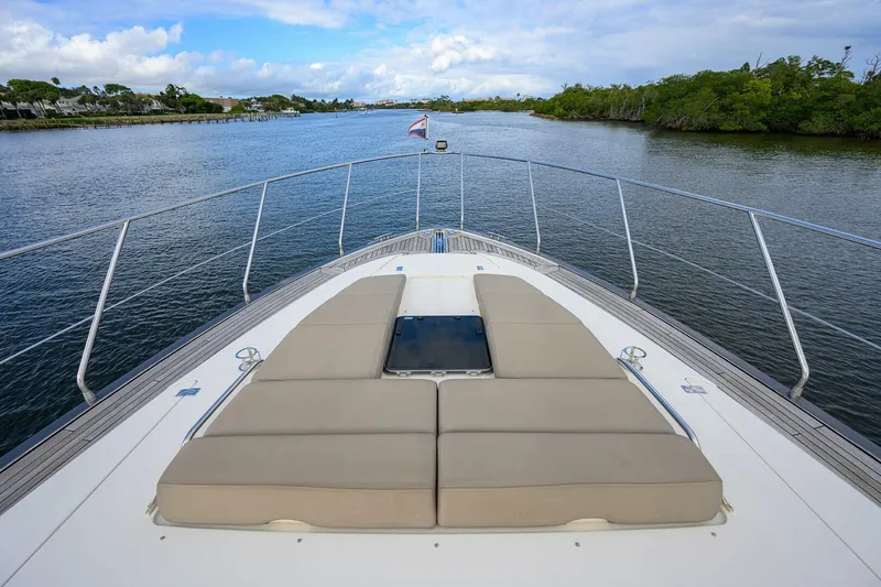 Slide: The Image of Marquis 660 Sport Yacht 2016 - 36