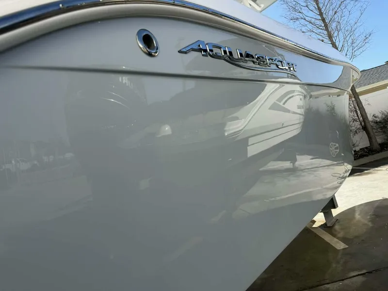 Slide: The Image of Aquasport 2500 Center Console 2021 - 39