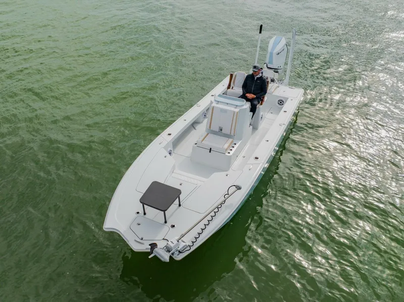 Slide: The Image of Broadwater Boatworks 25 Bay Cat 2026 - 10