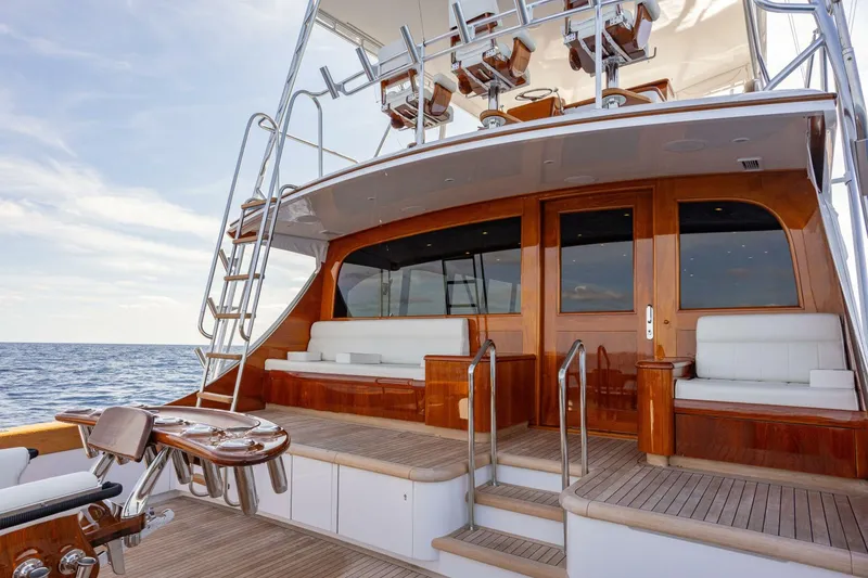 Slide: The Image of Merritt Yachts 72 Sportfish Convertible 2007 - 33