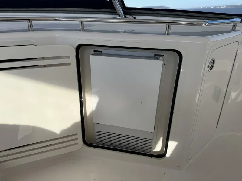 Slide: The Image of Sea Ray 58 Sedan Bridge 2007 - 15