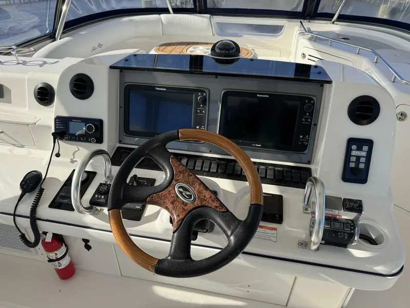 Slide: The Image of Sea Ray 58 Sedan Bridge 2007 - 20