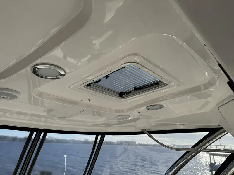 Slide: The Image of Sea Ray 58 Sedan Bridge 2007 - 22