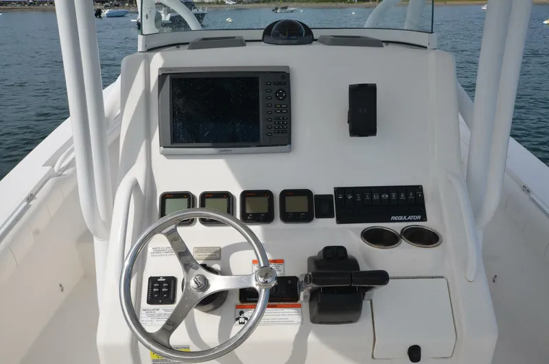 Slide: The Image of Regulator Marine 24FS 2013 - 14
