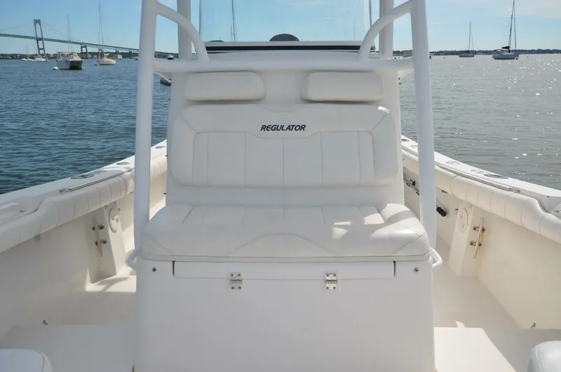 Slide: The Image of Regulator Marine 24FS 2013 - 21