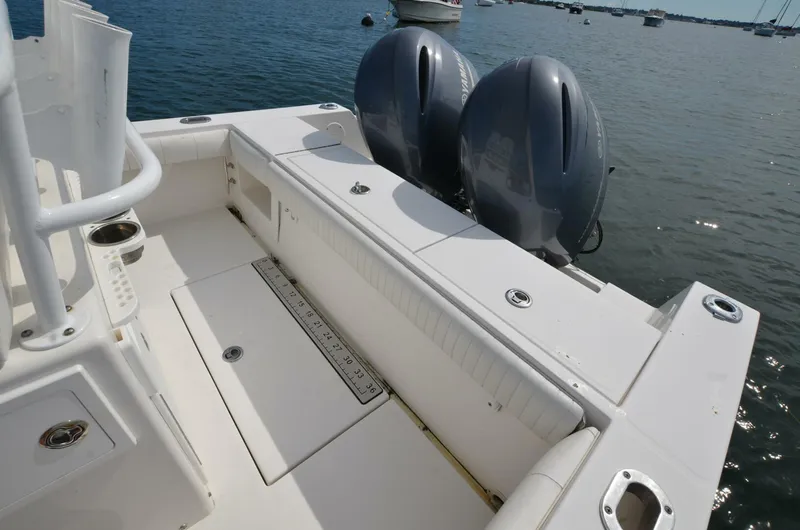 Slide: The Image of Regulator Marine 24FS 2013 - 9