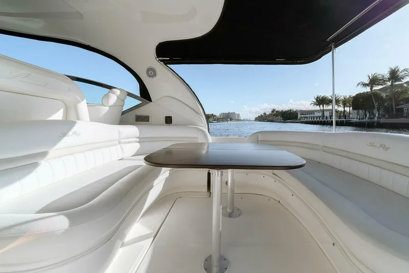 Slide: The Image of Sea Ray 44 Sundancer 2008 - 13