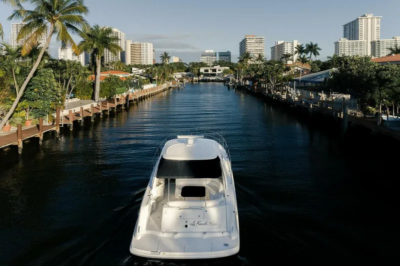 Slide: The Image of Sea Ray 44 Sundancer 2008 - 7