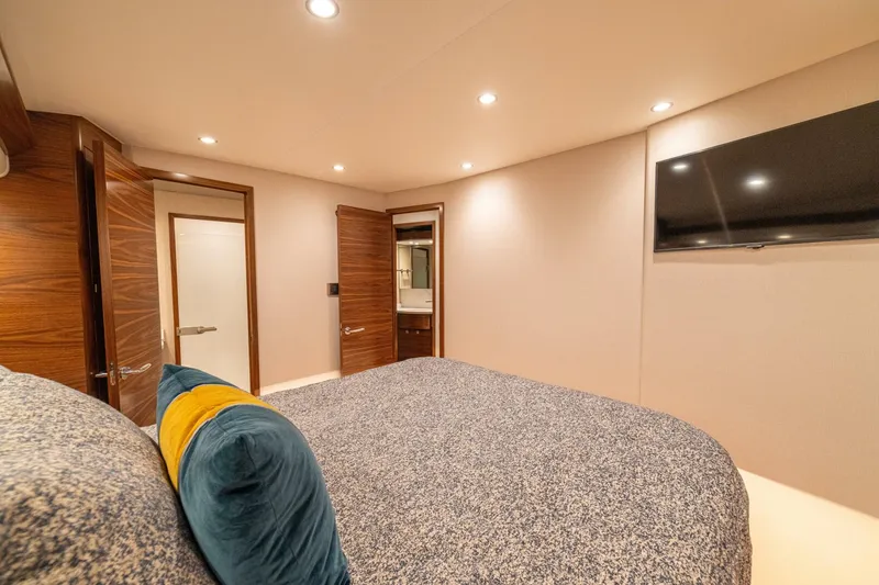 Slide: The Image of Viking 58 Convertible 2025 - 18