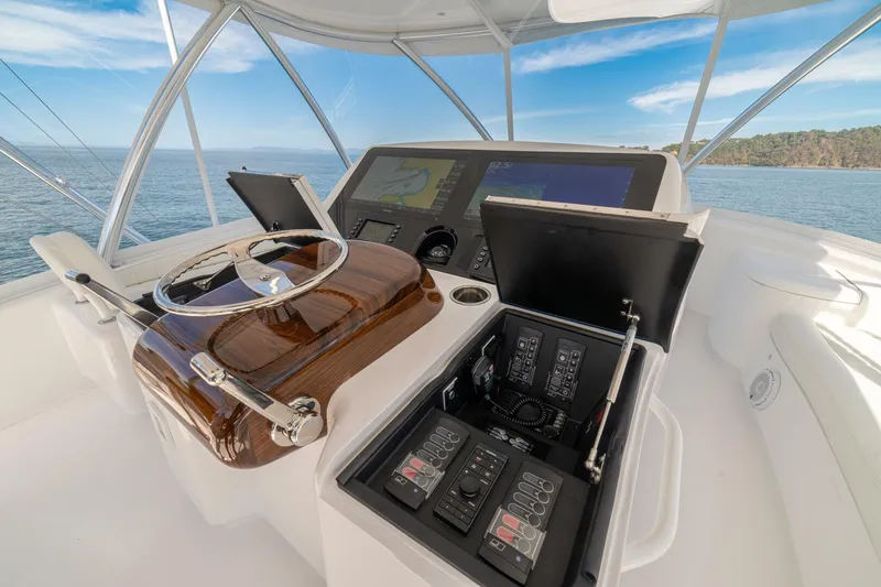 Slide: The Image of Viking 58 Convertible 2025 - 37