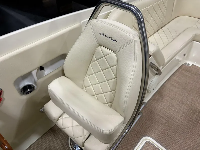 Slide: The Image of Chris-Craft 2020 - 23