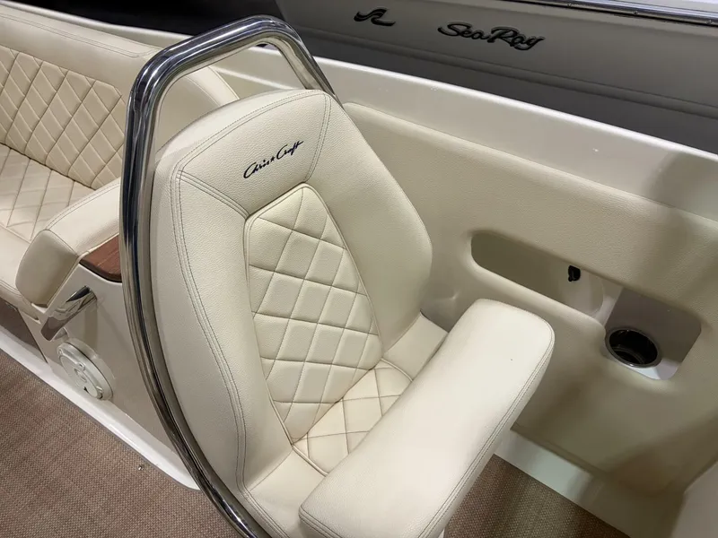 Slide: The Image of Chris-Craft 2020 - 25