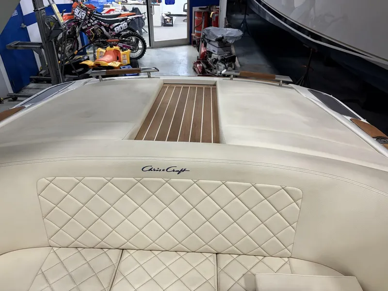 Slide: The Image of Chris-Craft 2020 - 37