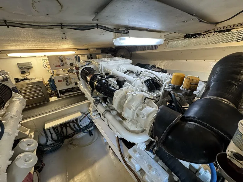 Slide: The Image of Viking 58 Convertible 1995 - 58