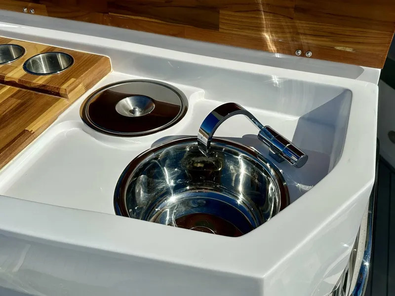Slide: The Image of NX Boats 360 Sport Coupe 2024 - 13