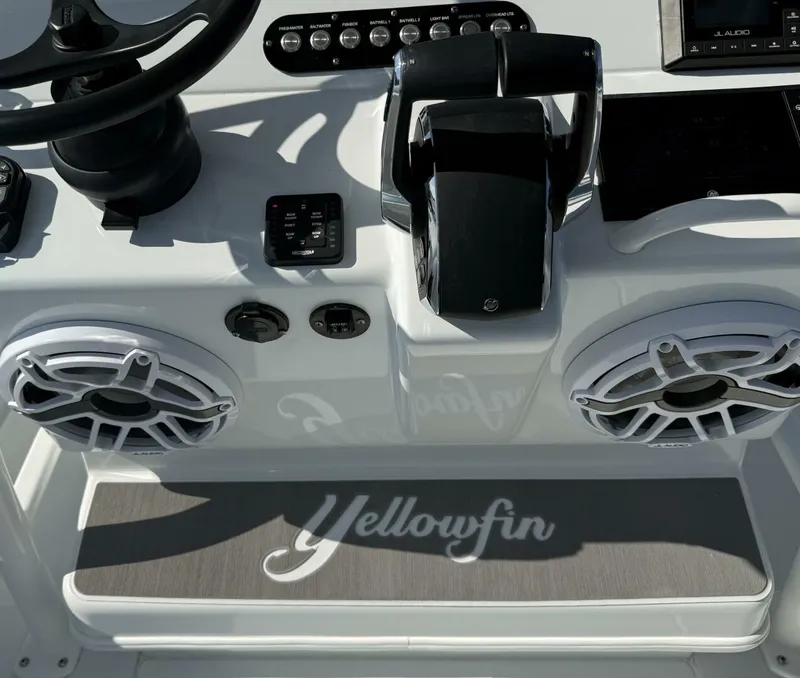 Slide: The Image of Yellowfin 26 Hybrid 2025 - 13