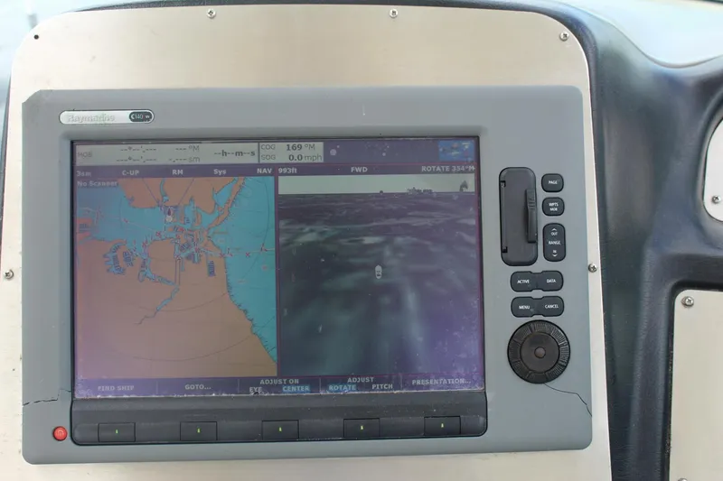 Slide: The Image of Cruisers 420 Express 2007 - 12