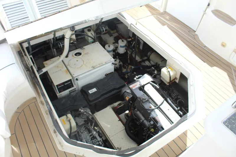 Slide: The Image of Cruisers 420 Express 2007 - 35