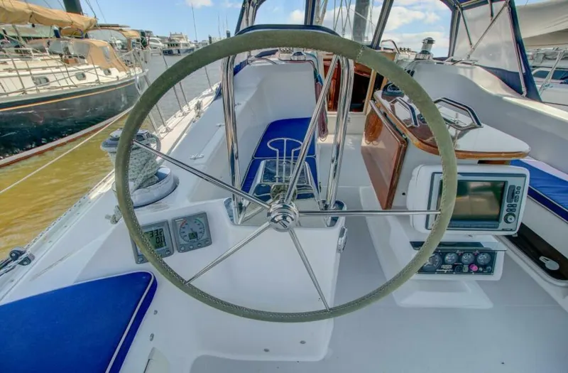 Slide: The Image of Catalina 445 2011 - 20