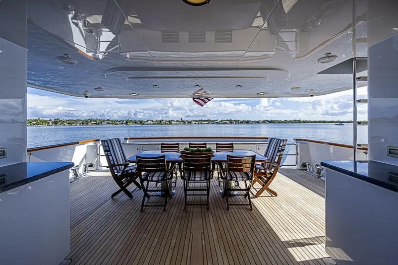 Slide: The Image of Delta 122 Tri-Deck Motor Yacht 1997 - 12