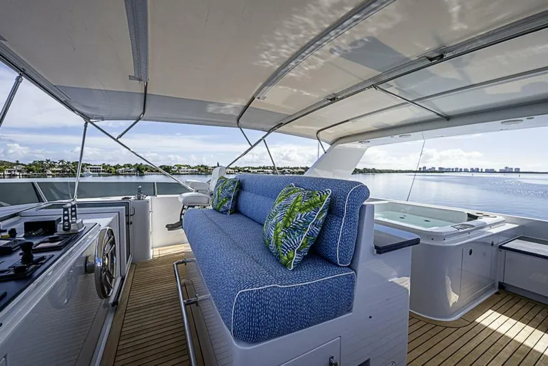 Slide: The Image of Delta 122 Tri-Deck Motor Yacht 1997 - 20