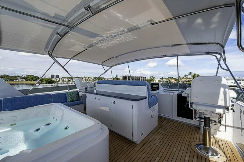 Slide: The Image of Delta 122 Tri-Deck Motor Yacht 1997 - 25