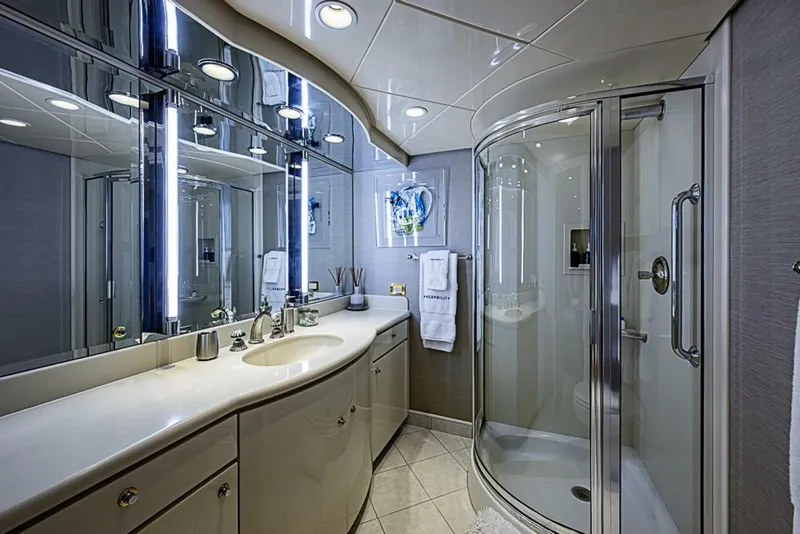 Slide: The Image of Delta 122 Tri-Deck Motor Yacht 1997 - 52