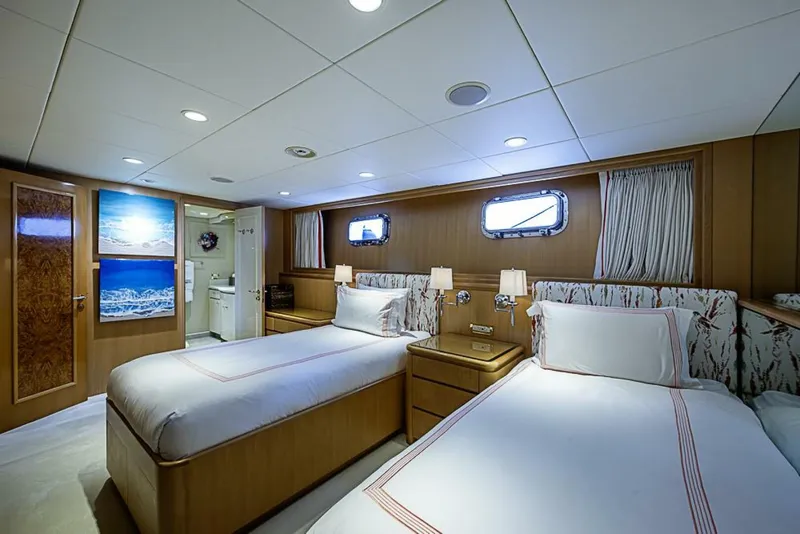 Slide: The Image of Delta 122 Tri-Deck Motor Yacht 1997 - 54