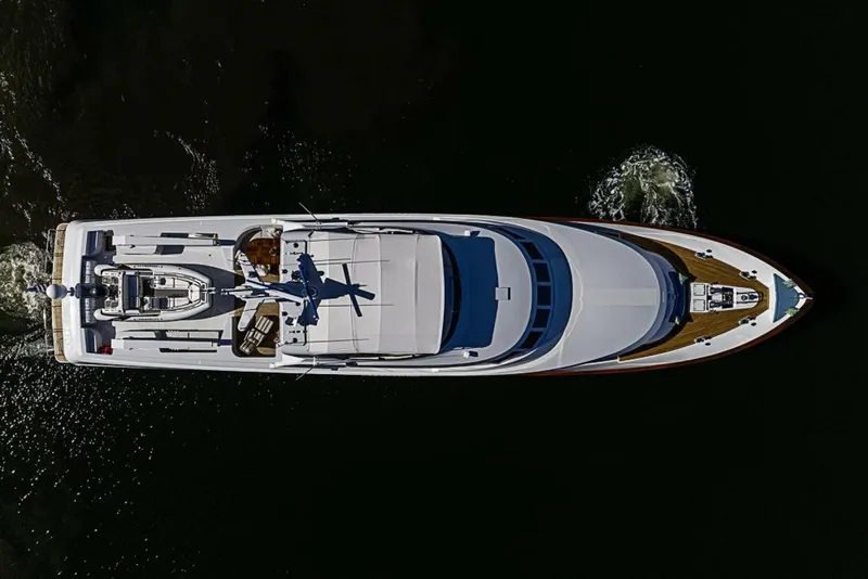 Slide: The Image of Delta 122 Tri-Deck Motor Yacht 1997 - 9