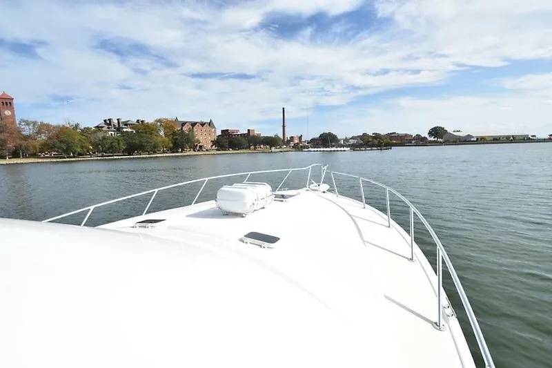 Slide: The Image of Ocean 48 Convertible 2000 - 34