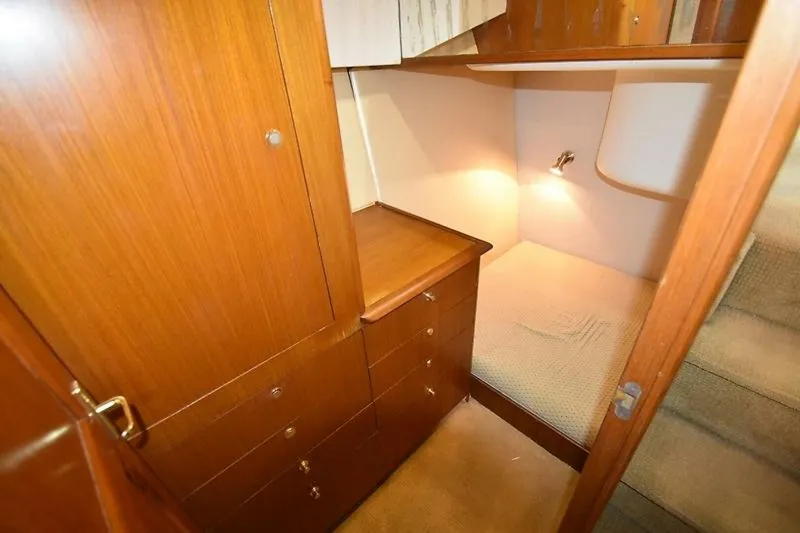 Slide: The Image of Ocean Yachts 48 Convertible 1997 - 35