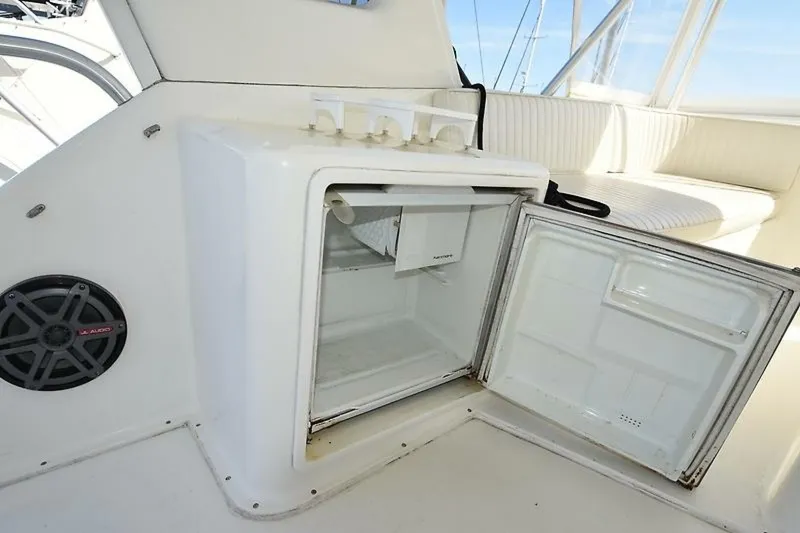 Slide: The Image of Ocean Yachts 48 Convertible 1997 - 51