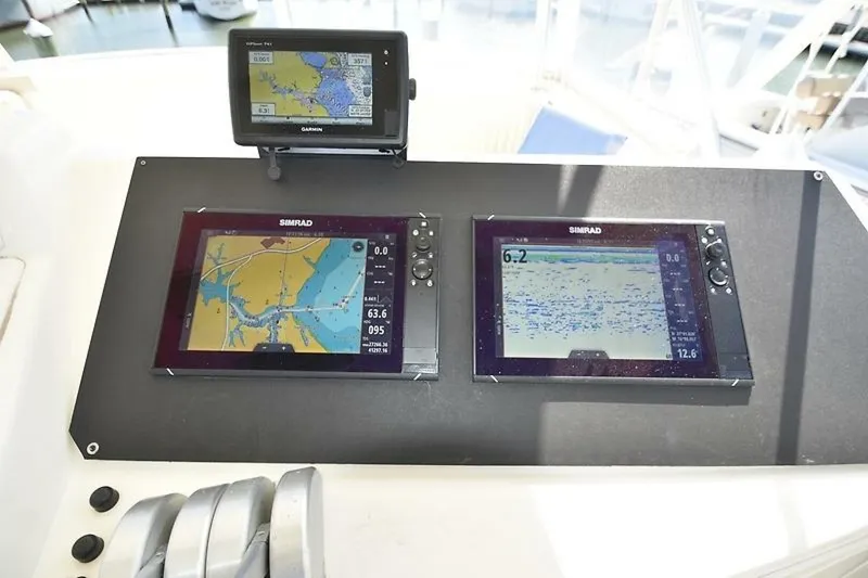 Slide: The Image of Ocean Yachts 48 Convertible 1997 - 58