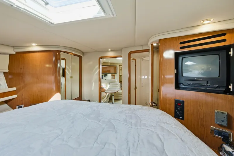 Slide: The Image of Sea Ray 460 Sundancer 2002 - 34